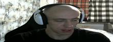 763x289